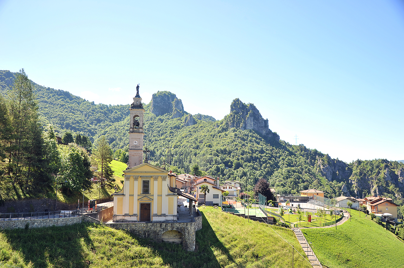 La chiesa parrocchiale di Santa Croce
